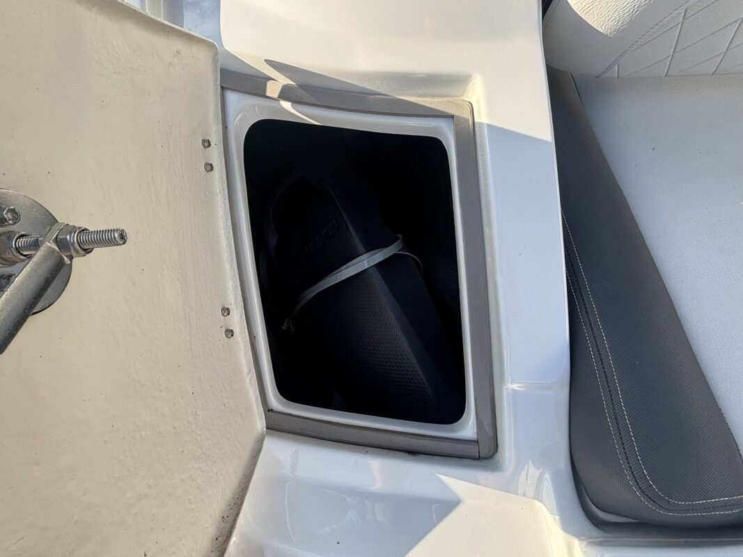 2023 Crownline 260 SS