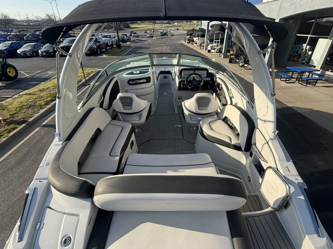 2023 Crownline 260 SS