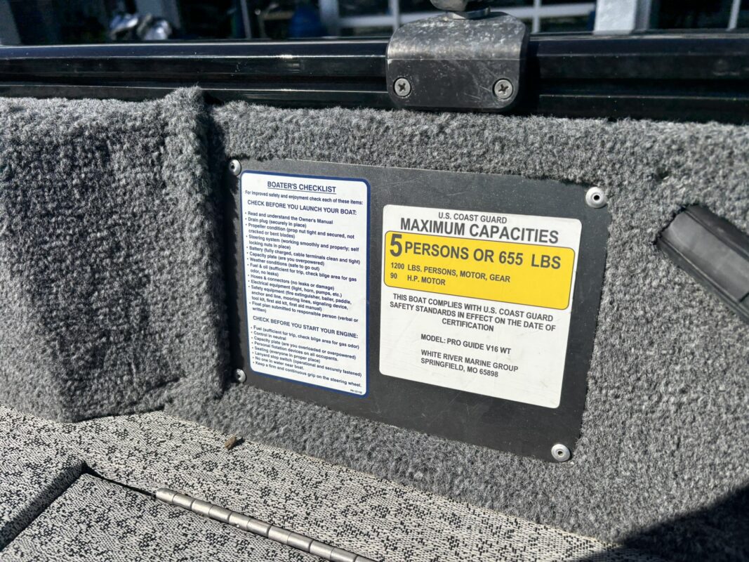 2024 Tracker Pro Guiide V-16 WT