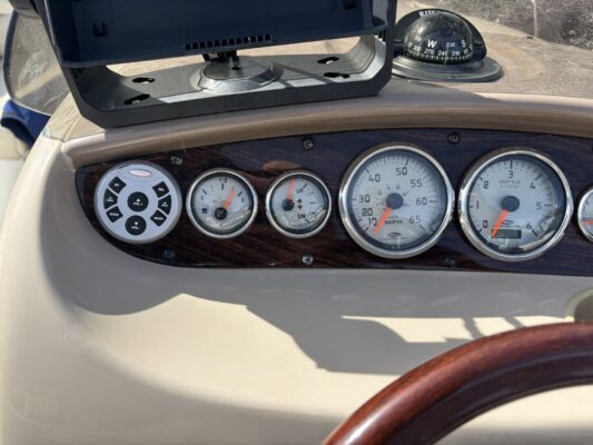 2005 Chaparral 232 Sunesta