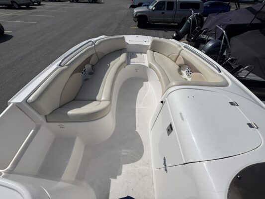 2005 Chaparral 232 Sunesta