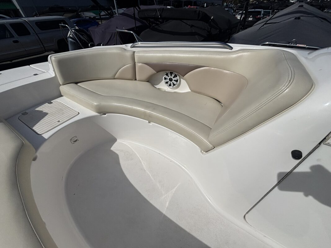 2005 Chaparral 232 Sunesta