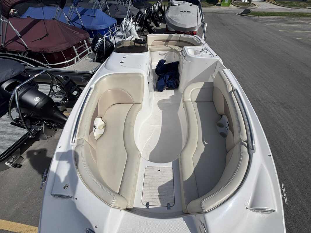 2005 Chaparral 232 Sunesta