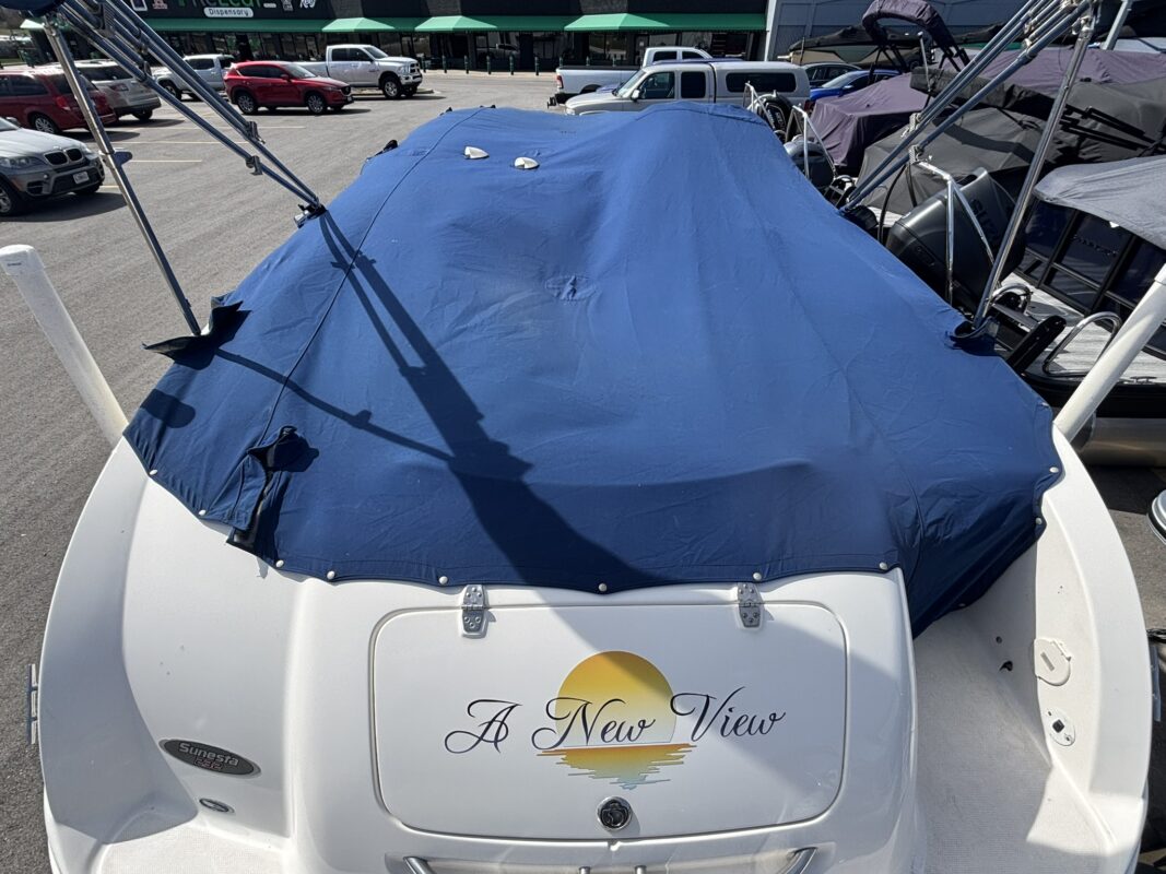 2005 Chaparral 232 Sunesta