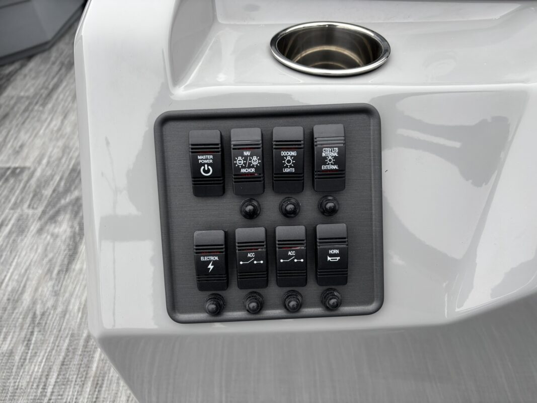 2027 Bentley 223 Bolt