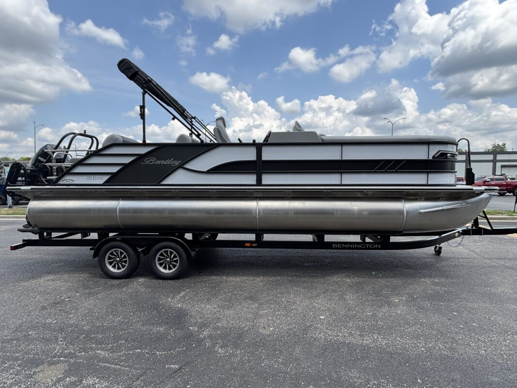 2026 Bentley 253 Elite QSB