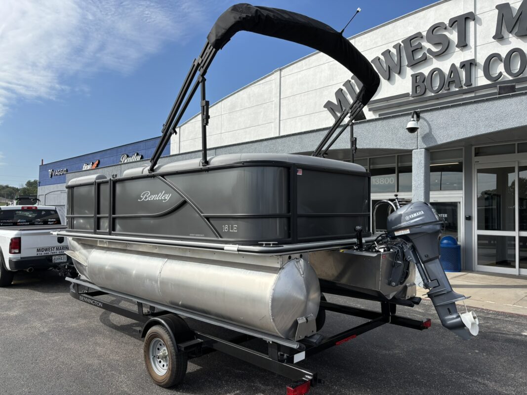 2026 Bentley 160 LE CR