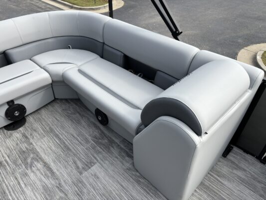 2026 Bentley 160 LE CR