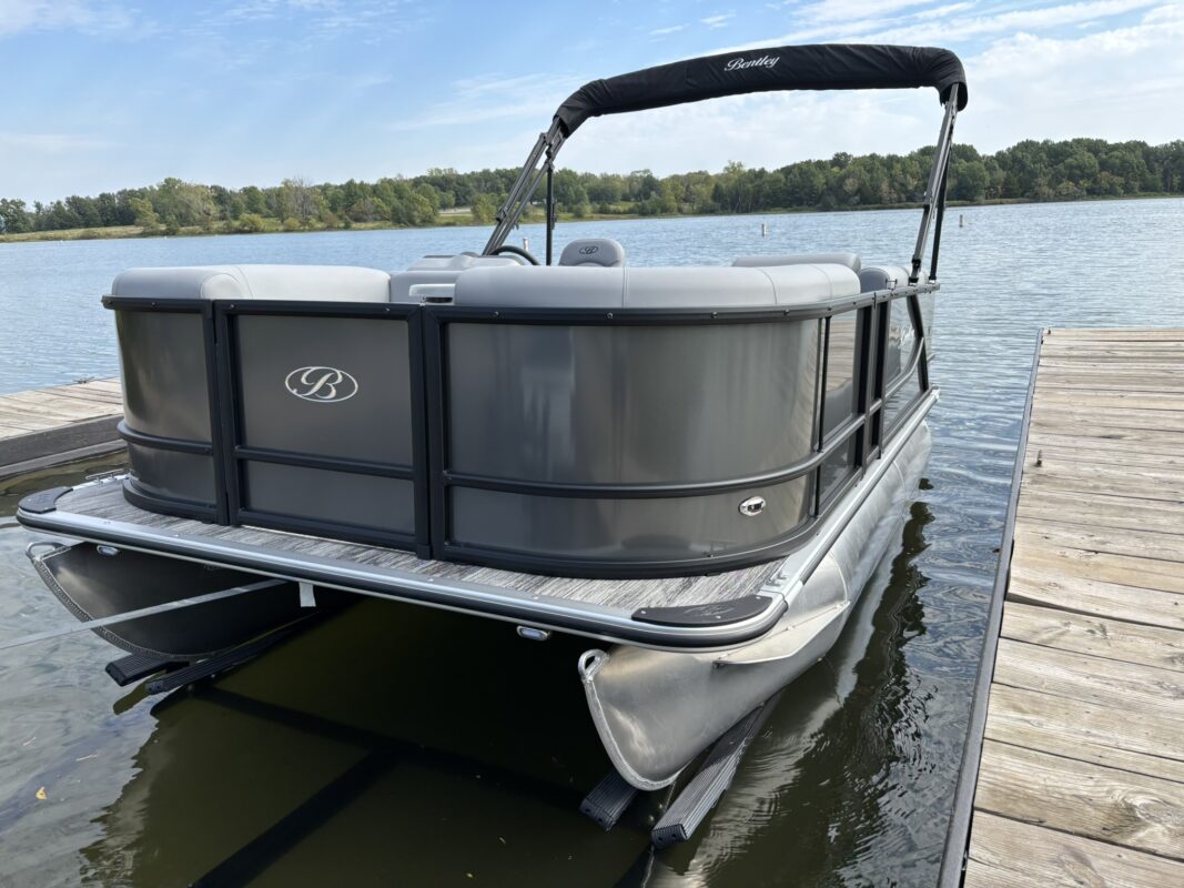 2026 Bentley 160 LE CR