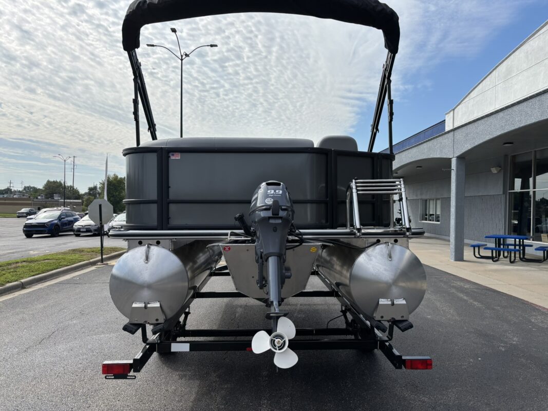 2026 Bentley 160 LE CR