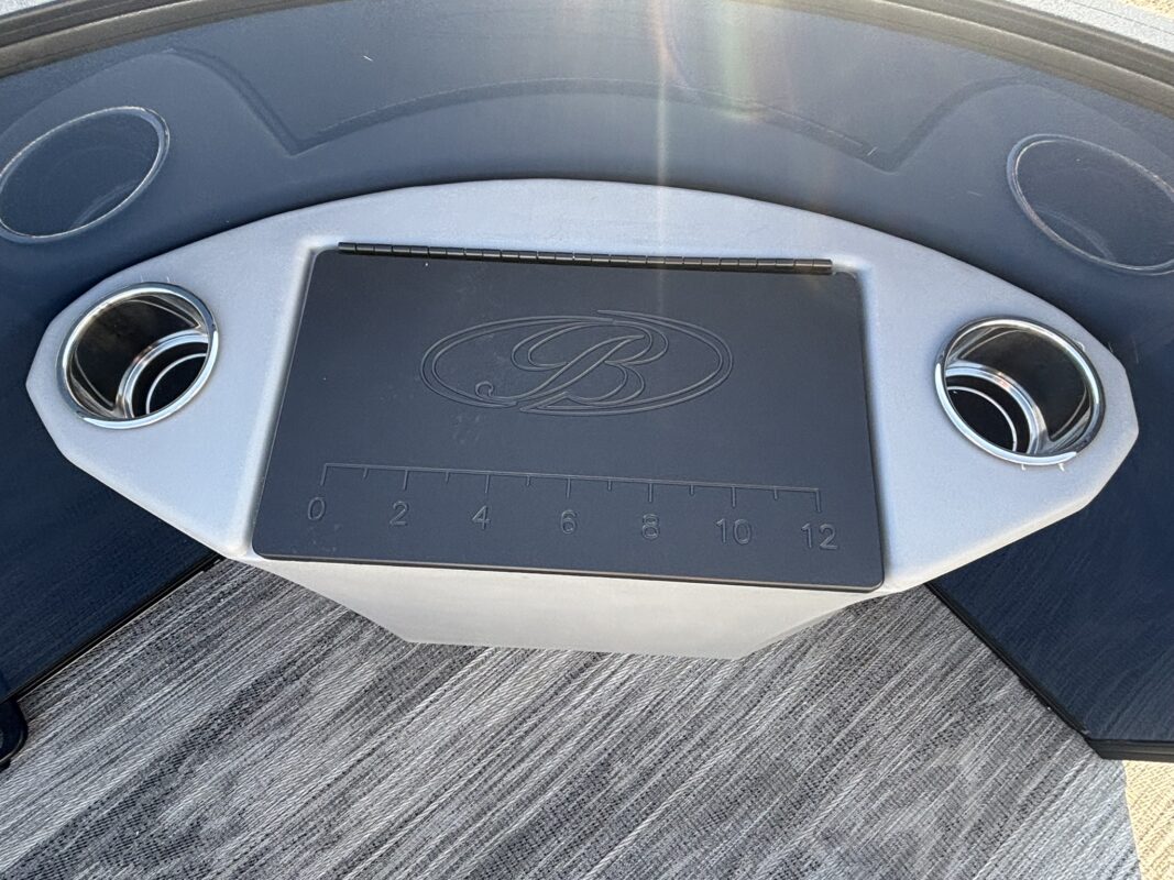 2026 Bentley 180 LE 3 PT