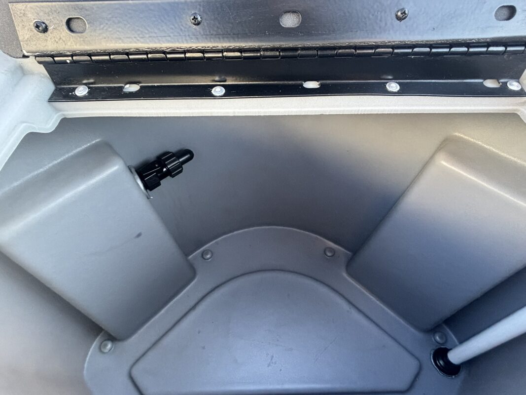 2026 Bentley 180 LE 3 PT