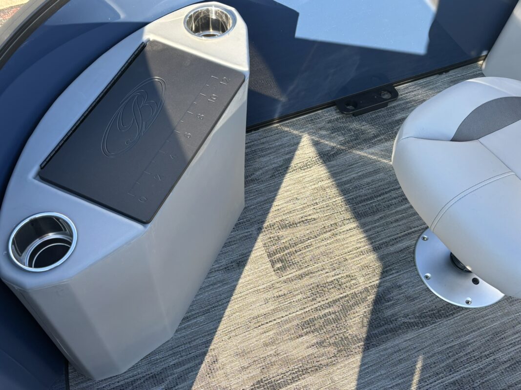 2026 Bentley 180 LE 3 PT