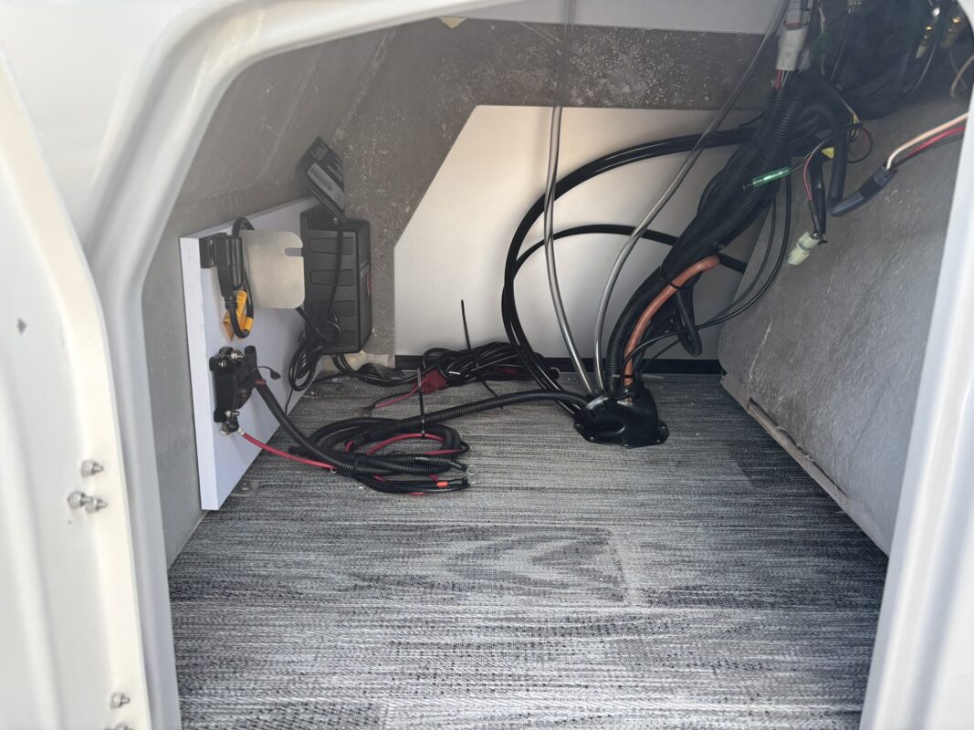 2026 Bentley 223 Fish N Cruise