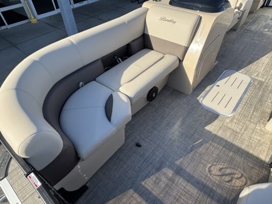 2026 Bentley 223 Legacy Navigator