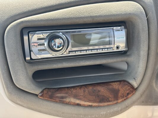 2010 Sun Tracker Party Barge 22