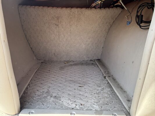 2010 Sun Tracker Party Barge 22