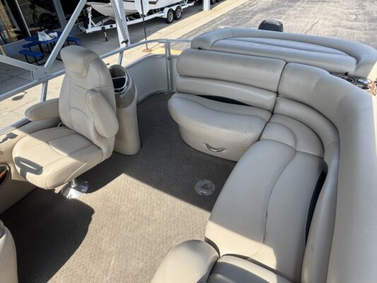 2010 Sun Tracker Party Barge 22