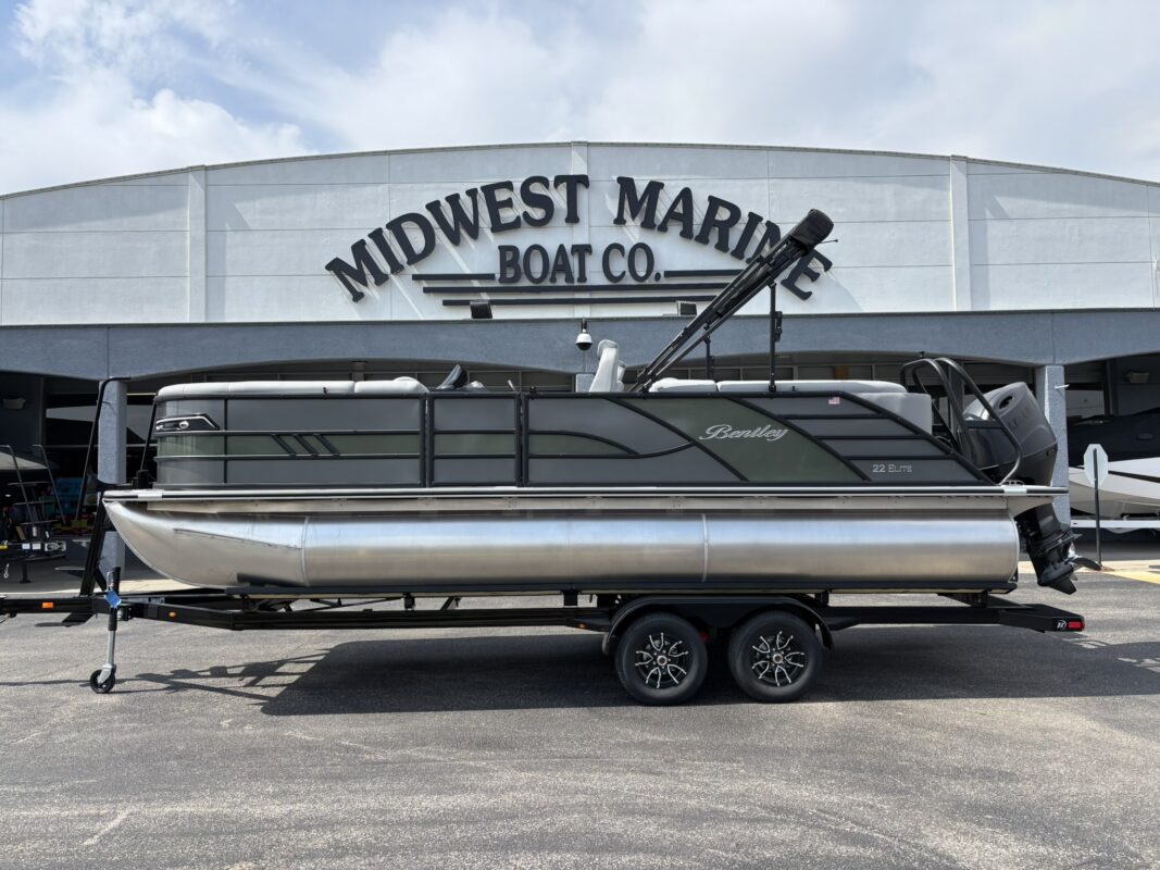 2026 Bentley 223 Elite Admiral