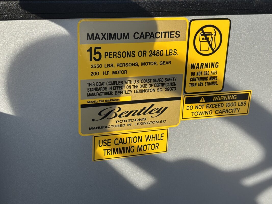 2026 Bentley 223 Legacy Navigator