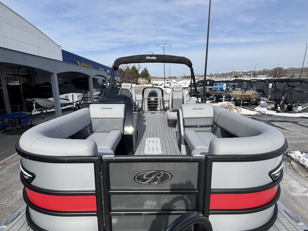 2026 Bentley 223 Elite Admiral