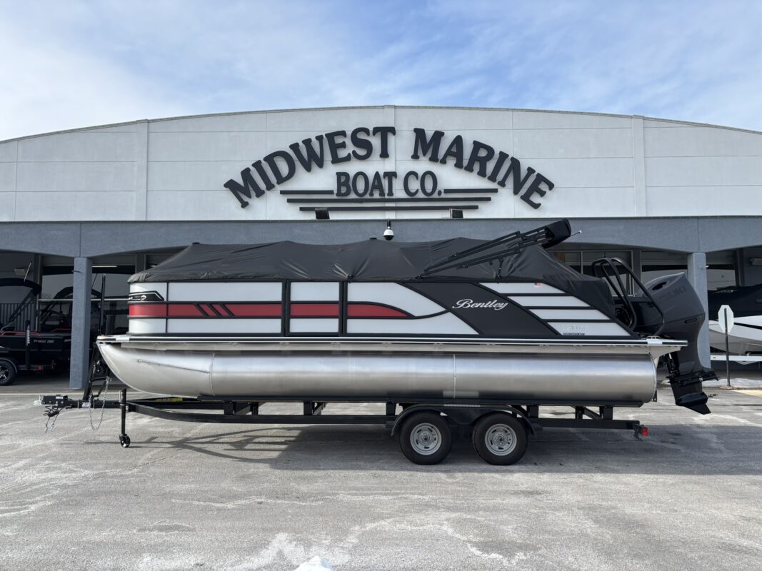 2026 Bentley 223 Elite Admiral