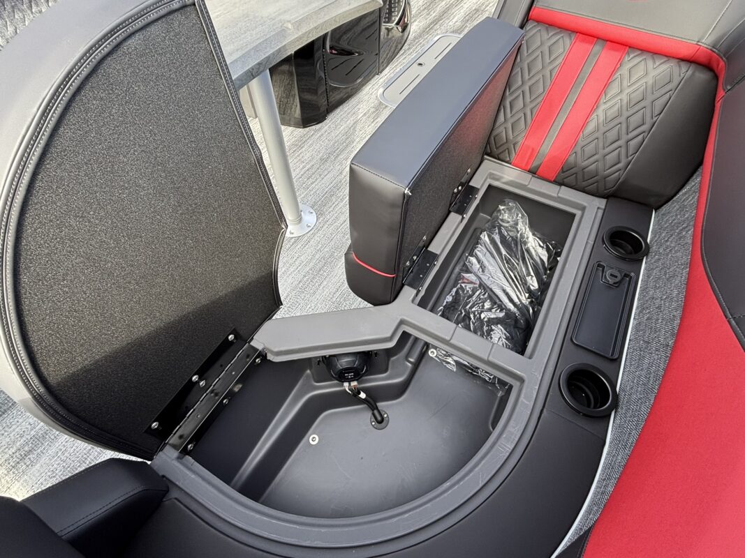 2026 Bennington 22 MSB Sport