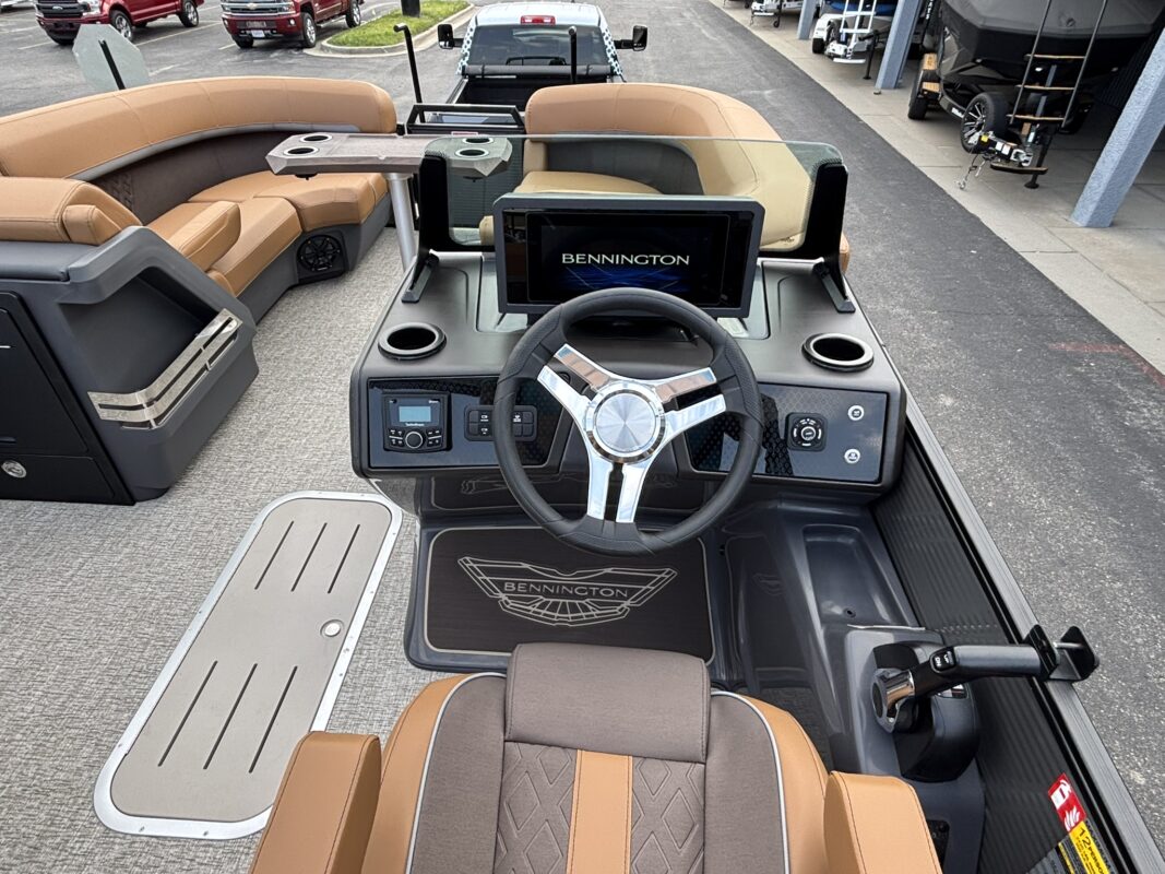 2026 Bennington 22 MSB Base