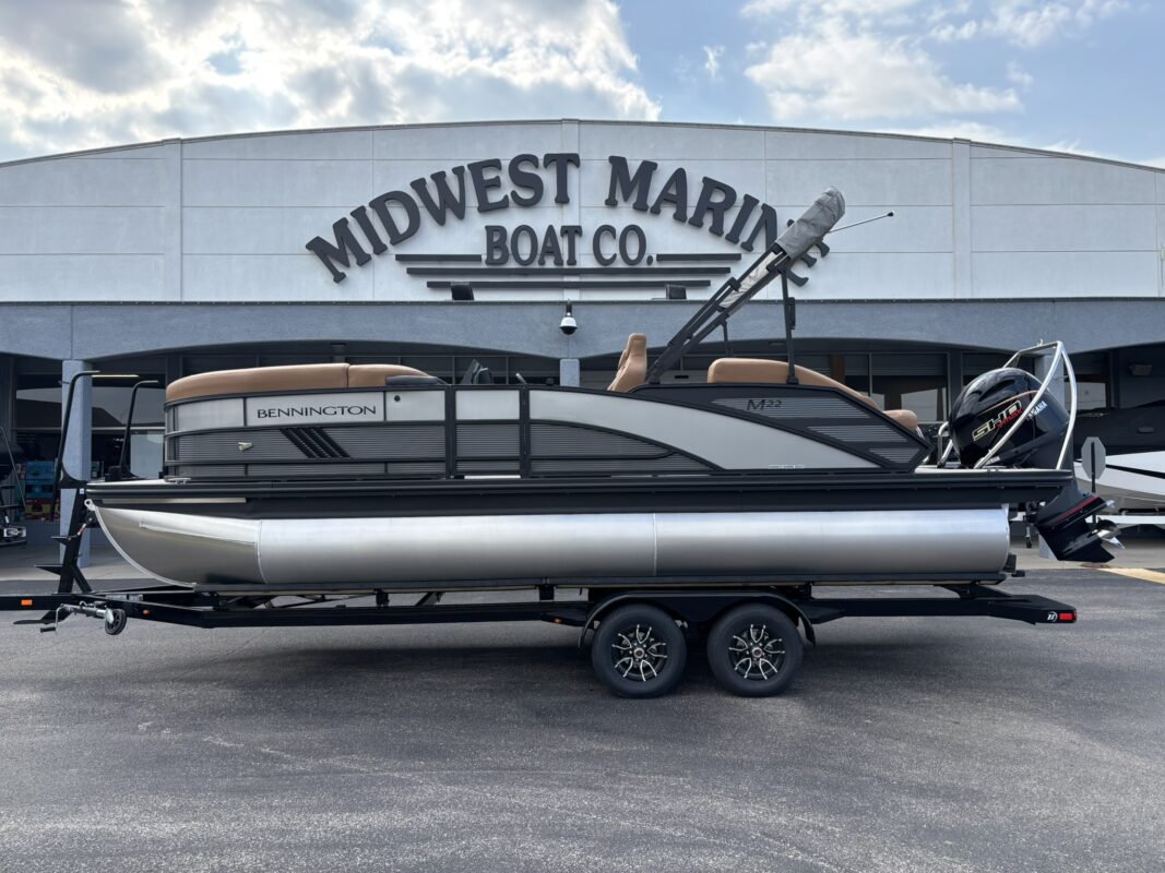 2026 Bennington 22 MSB Base