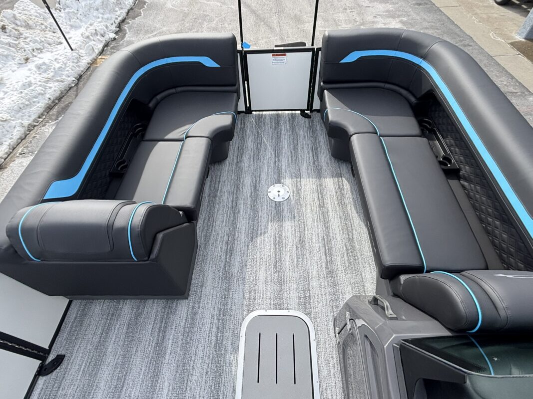 2026 Bennington 22 SSB Sport