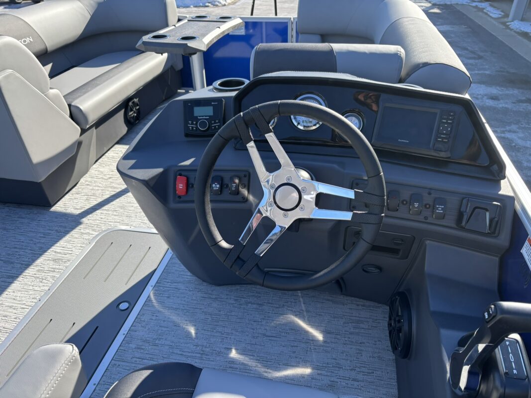 2026 Bennington 22 SSR Base