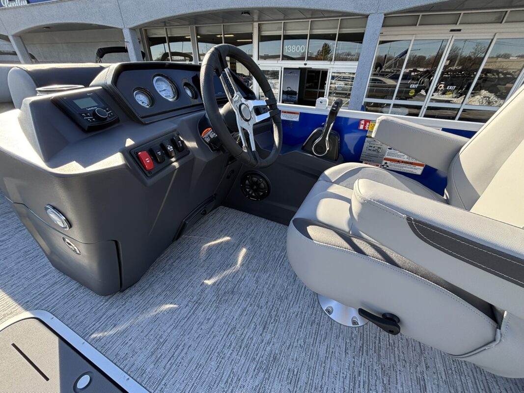 2026 Bennington 22 SSR Base