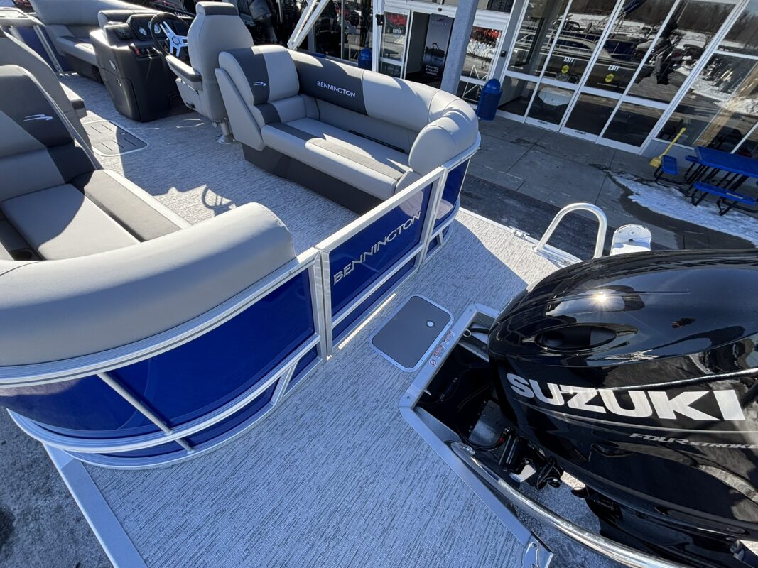 2026 Bennington 22 SSR Base