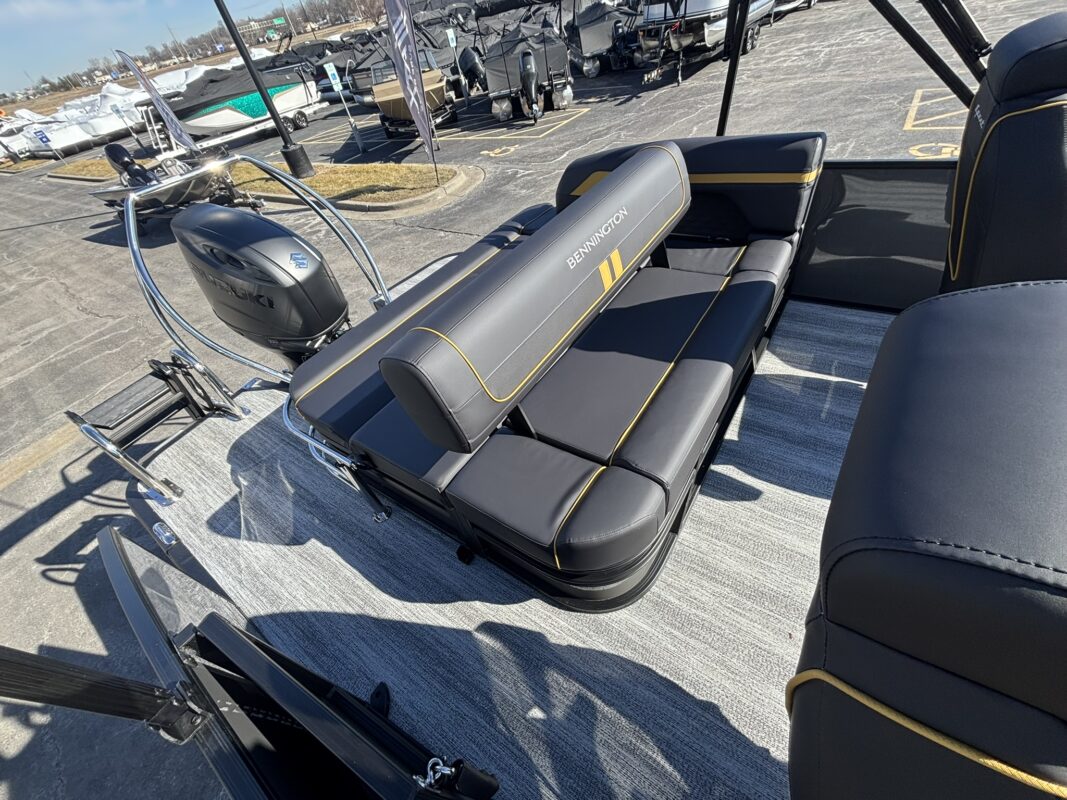 2026 Bennington 22 SSB Sport