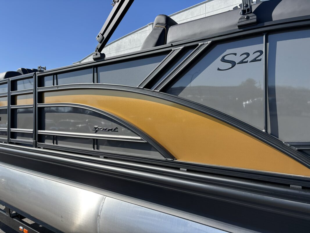 2026 Bennington 22 SSB Sport