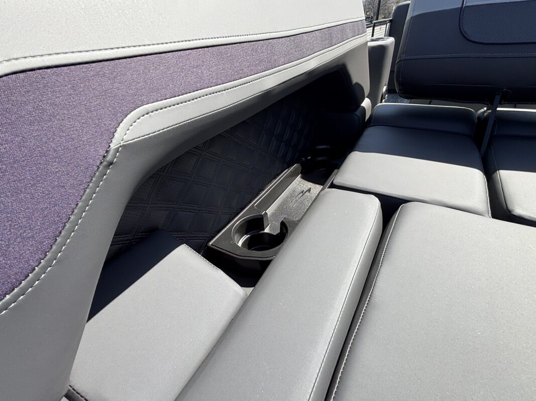 2026 Bennington 22 SSB Sport