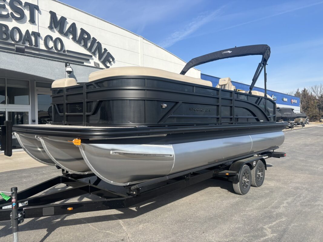 2026 Bennington 22 SSB Sport