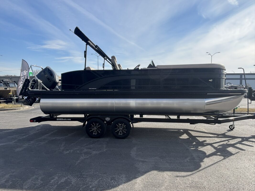 2026 Bennington 22 SSB Sport