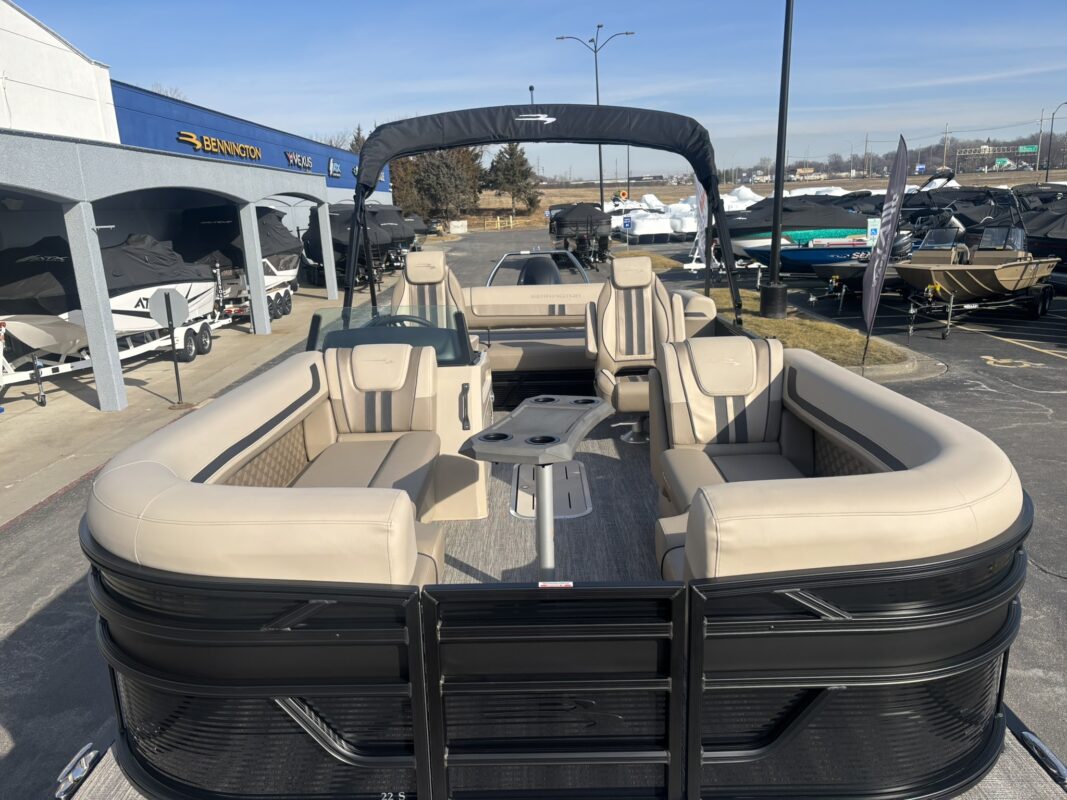 2026 Bennington 22 SSB Sport