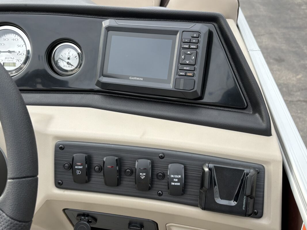 2026 Bennington 22 SSR Base