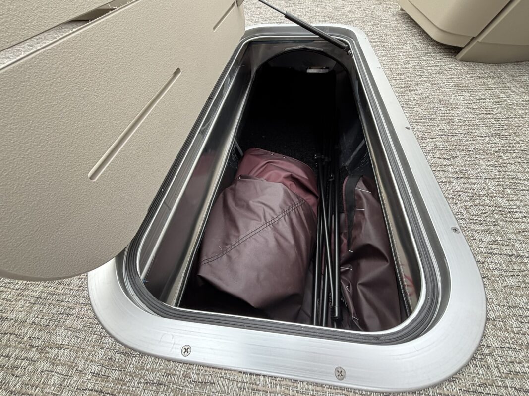 2026 Bennington 22 SSR Base