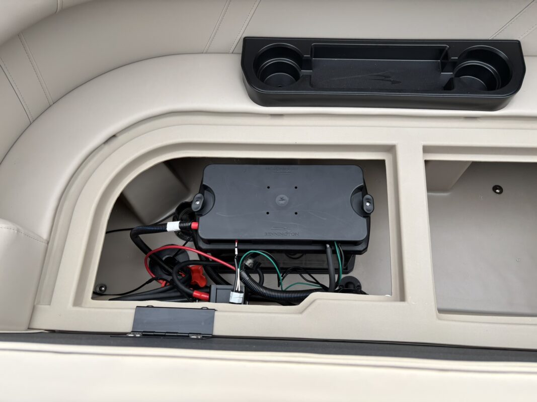 2026 Bennington 22 SSR Base