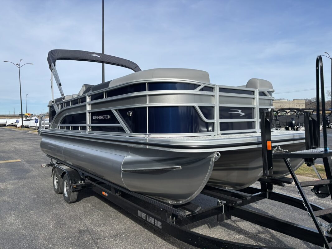 2026 Bennington 22 SSR Base
