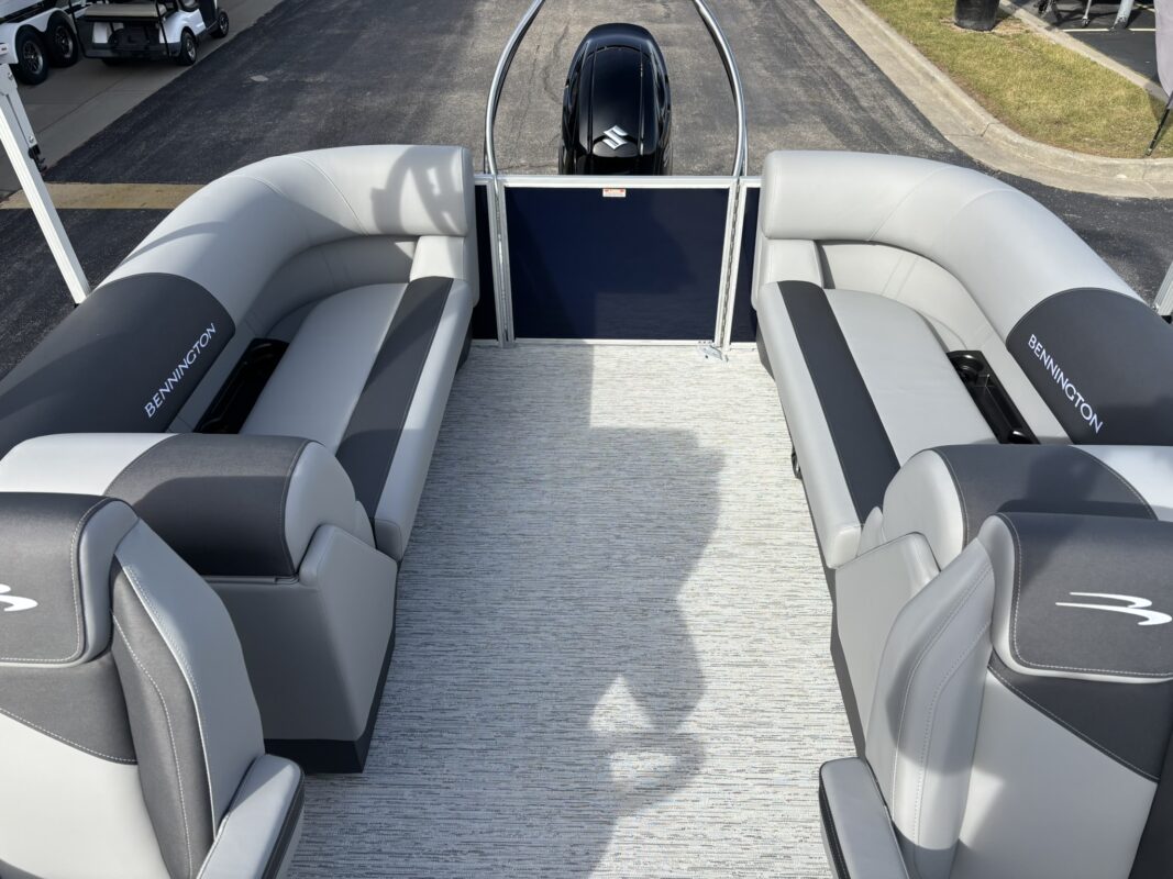 2026 Bennington 22 SSR Base