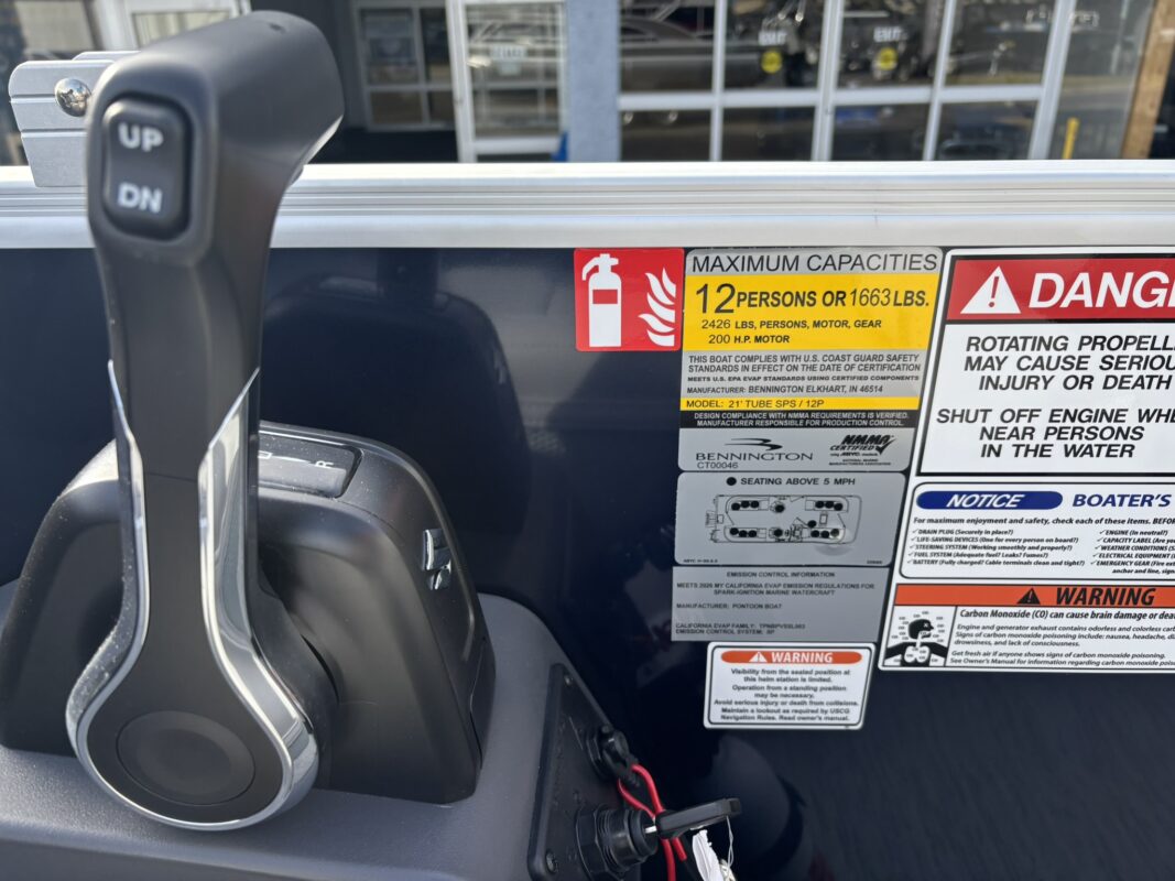 2026 Bennington 22 SSR Base