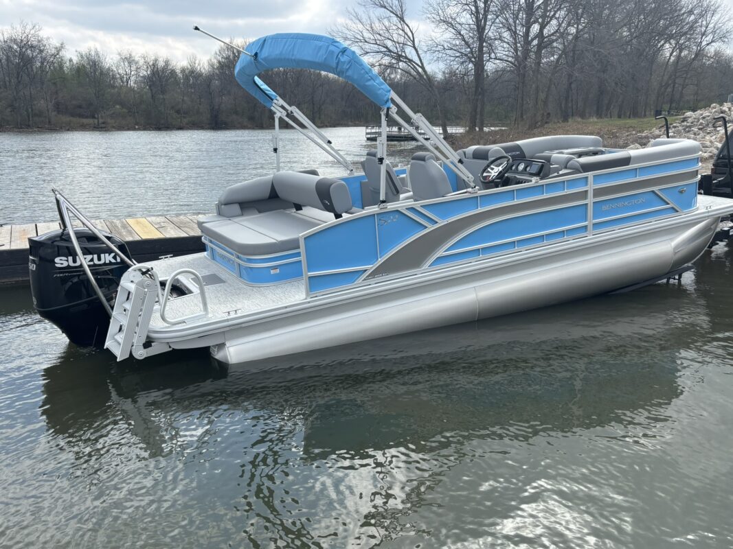 2026 Bennington 22 SSB Base