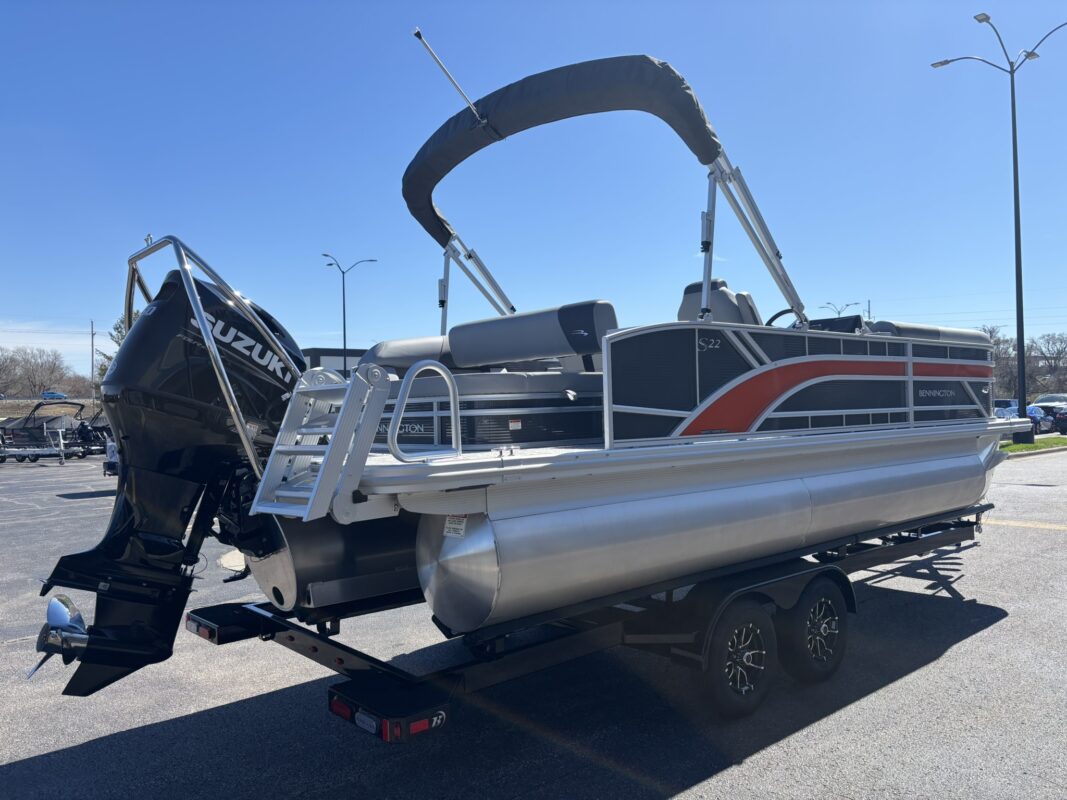 2026 Bennington 22 SSB Base