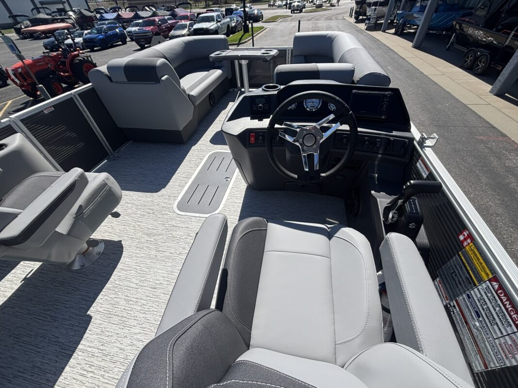 2026 Bennington 22 SSB Base