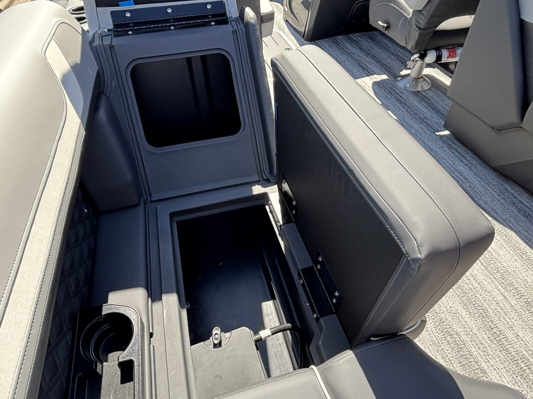 2026 Bennington 22 SSR Sport