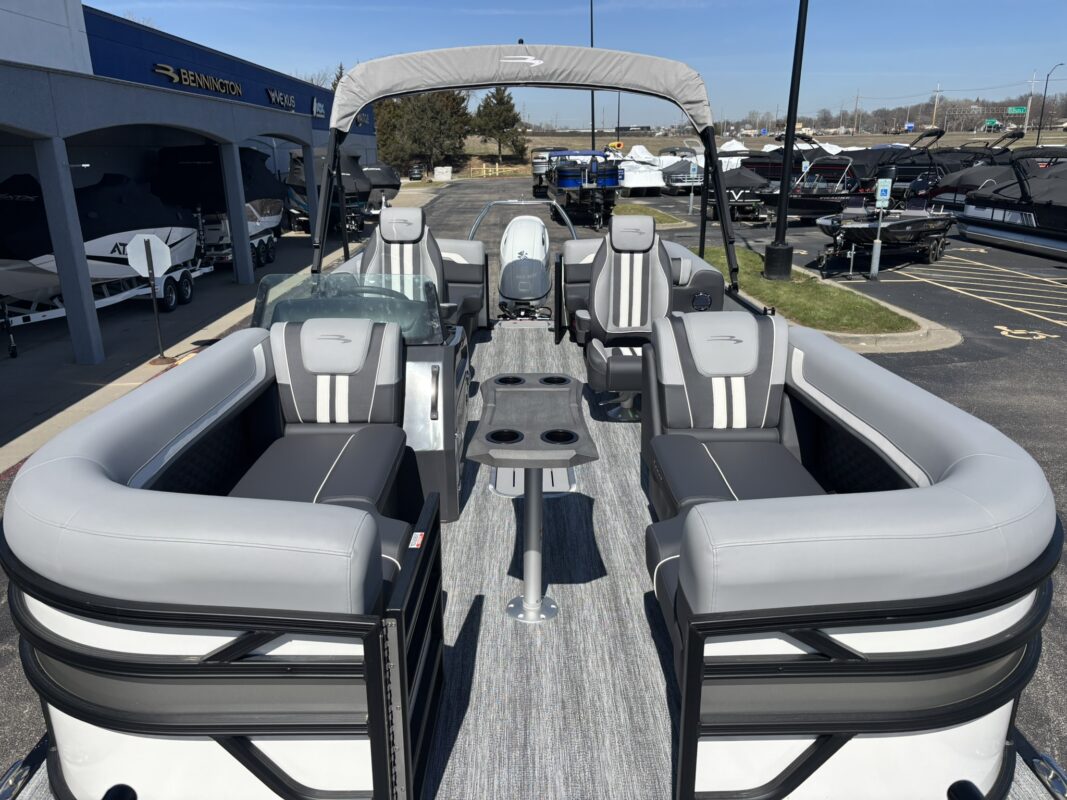 2026 Bennington 22 SSR Sport